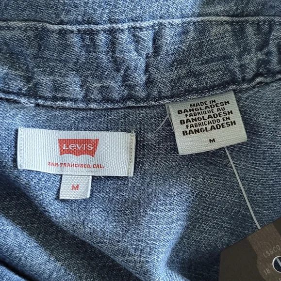 ✨️HP✨️ Levi's Rumi Cotton Denim Shirt - NWT - Picture 6 of 13